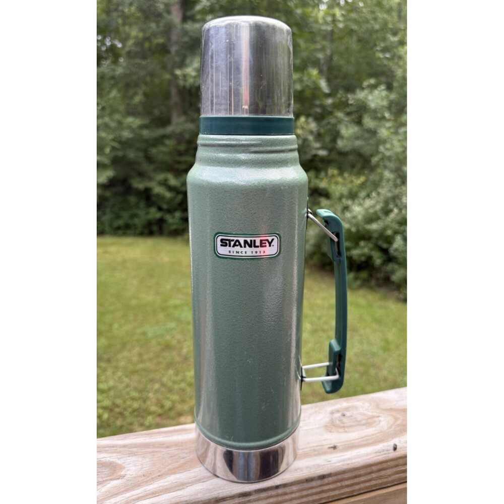 Vtg  Aladdin Stanley Thermos Vacuum Bottle Green Hammertone 1 Quart A-944 DH EUC